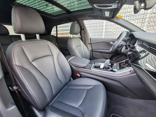 Used 2023 Audi Q8 Premium w/ Convenience Package AWD/4WD image 23