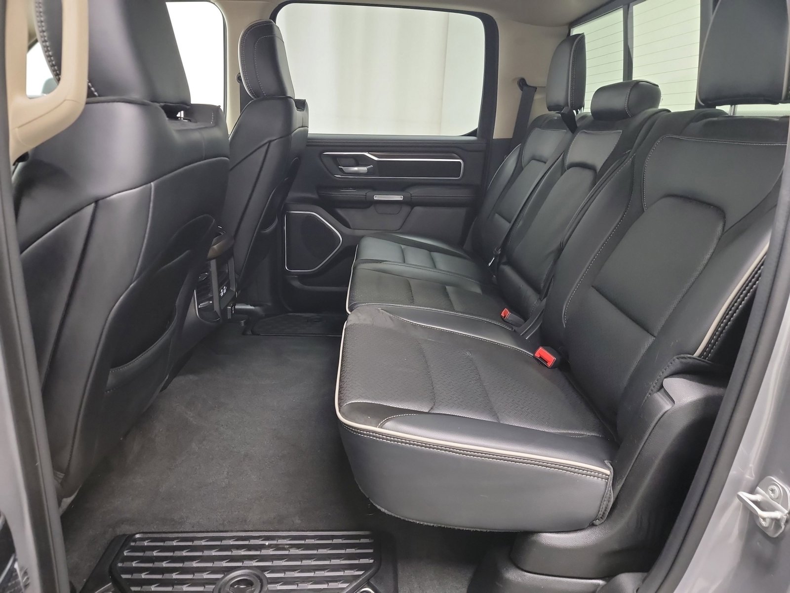 Used 2021 RAM 1500 Laramie image 27