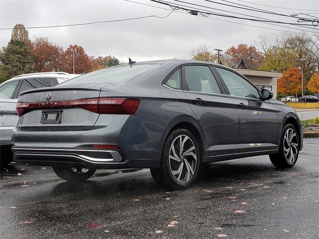 New 2026 Volkswagen Jetta SEL image 3