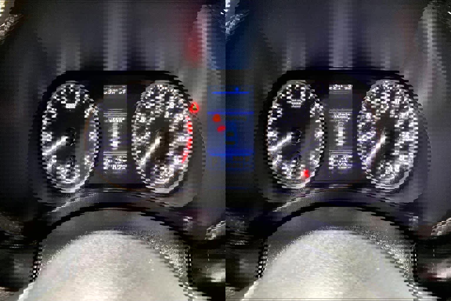 Used 2020 Nissan Sentra S image 25