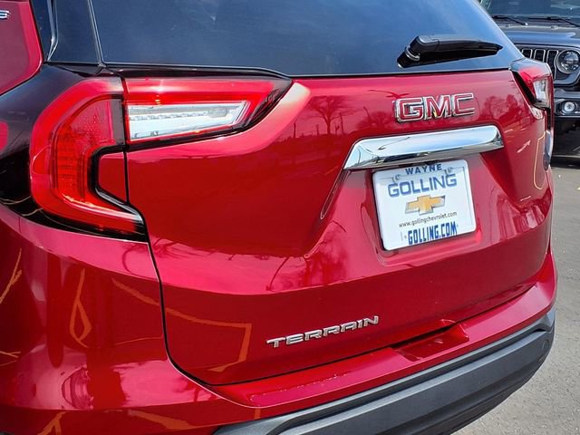 Used 2023 GMC Terrain SLE w/ Driver Convenience Package image 23