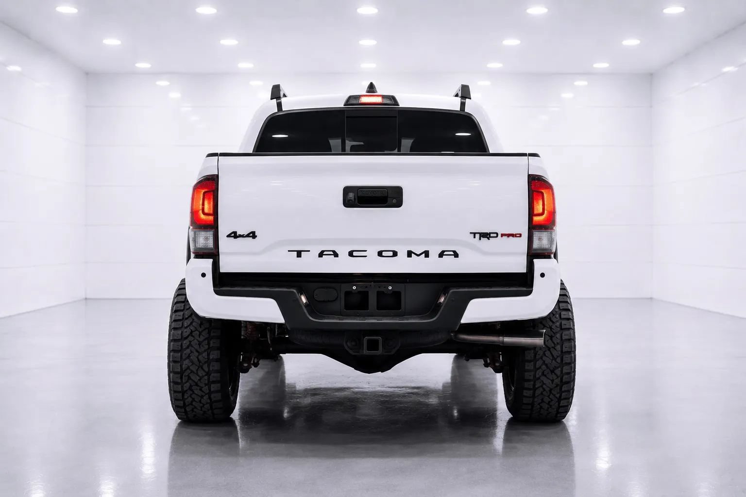 Used 2021 Toyota Tacoma TRD Pro AWD/4WD image 4