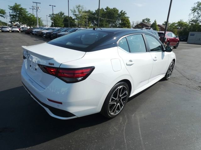 New 2025 Nissan Sentra SR w/ SR Premium Package image 3