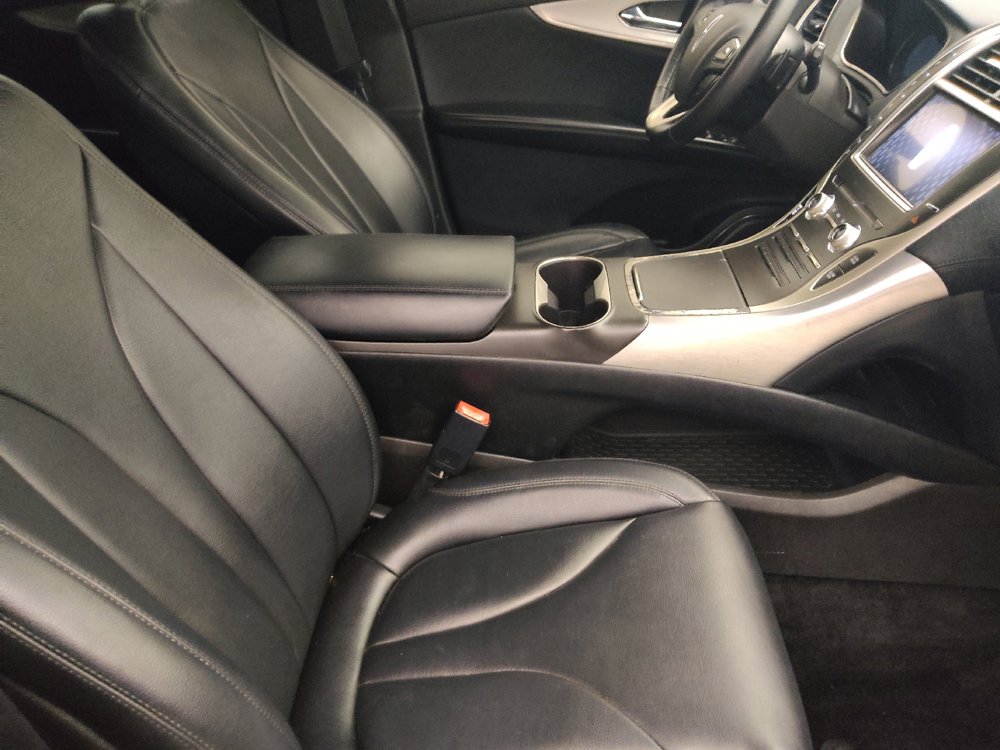 Used 2017 Lincoln MKX Premiere FWD image 21
