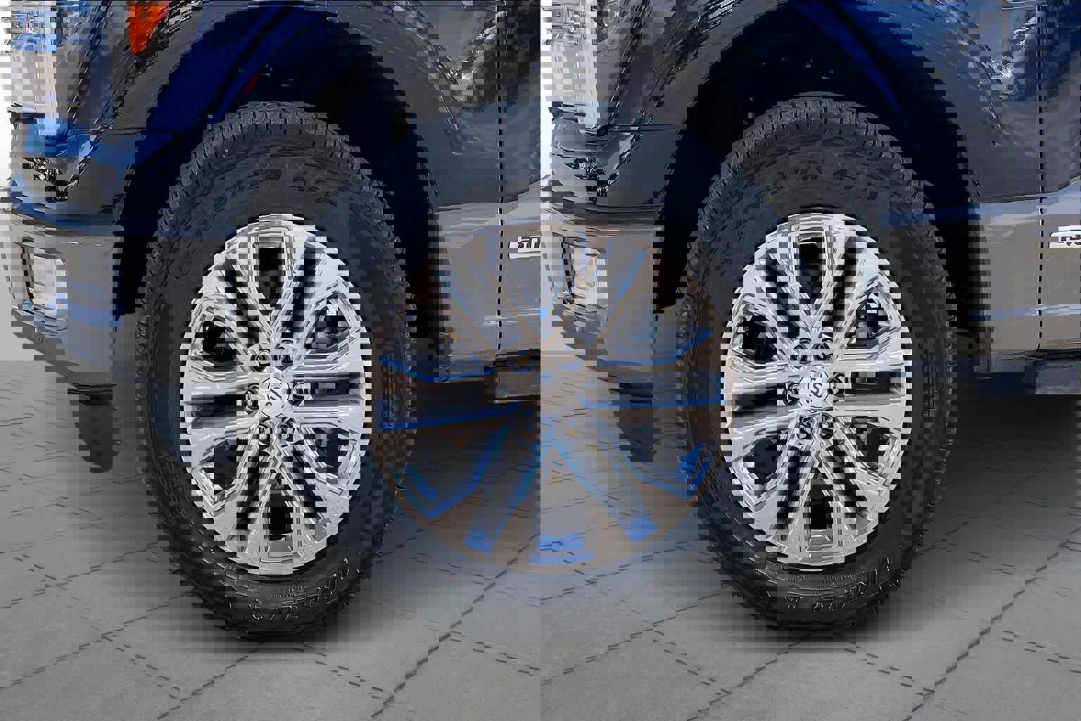 Certified 2025 Ford F150 King Ranch image 10