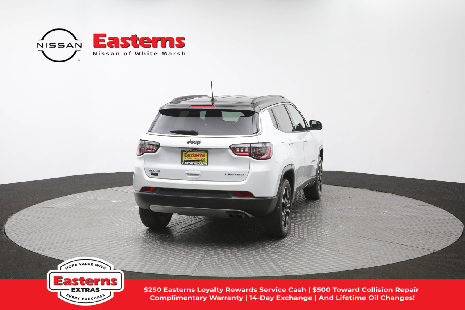 Used 2022 Jeep Compass Limited AWD/4WD image 38