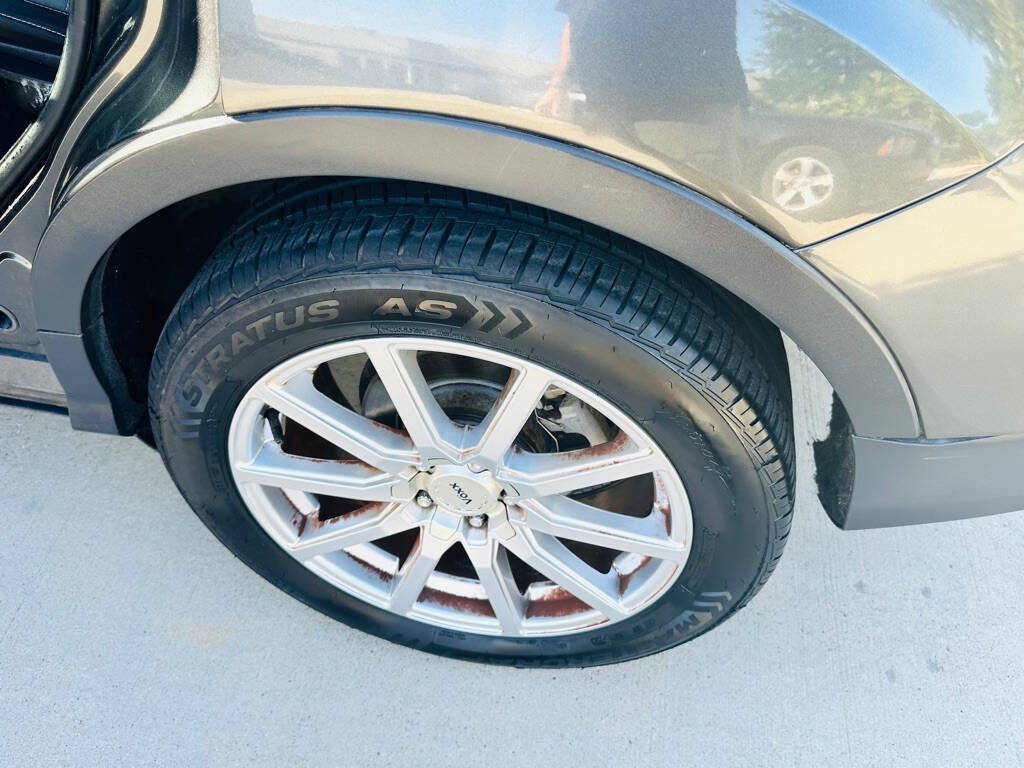 Used 2016 Ford Escape SE w/ Equipment Group 201A image 24