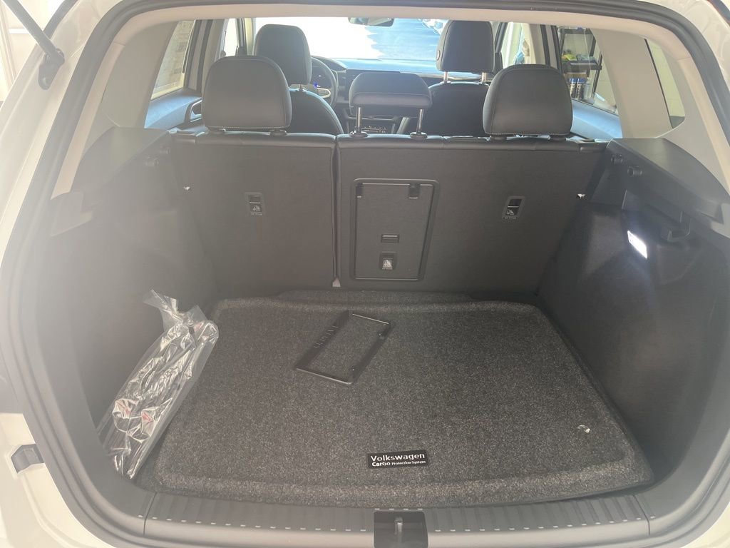New 2026 Volkswagen Taos SE AWD/4WD image 35