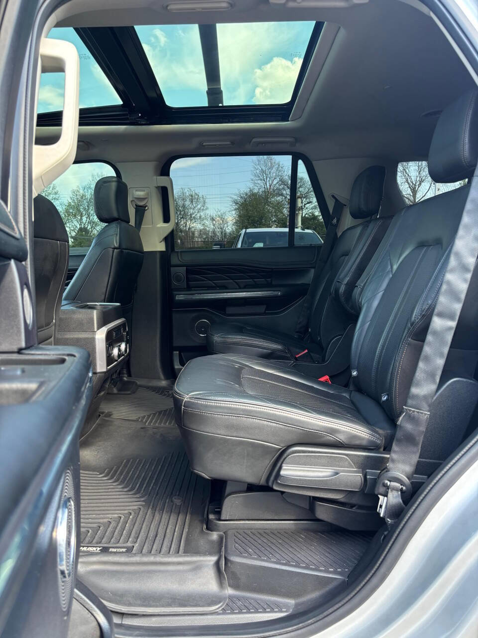 Used 2018 Ford Expedition Platinum AWD/4WD image 15