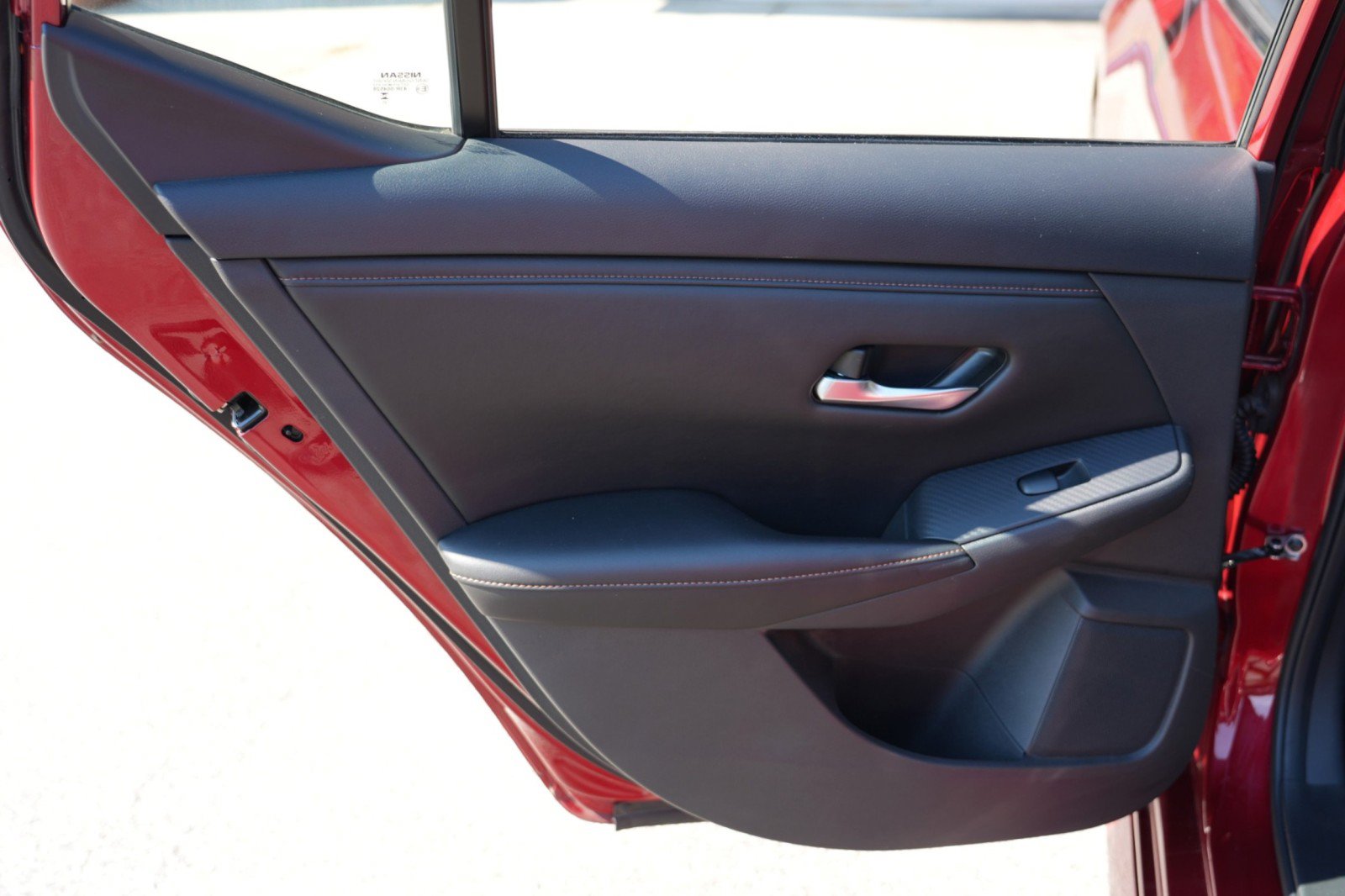Used 2023 Nissan Sentra SR w/ SR Premium Package FWD image 39