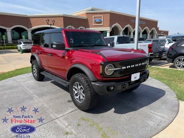Certified 2025 Ford Bronco Badlands AWD/4WD image 1