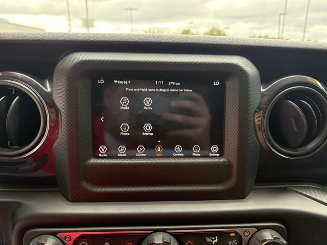 Used 2022 Jeep Gladiator Sport image 16