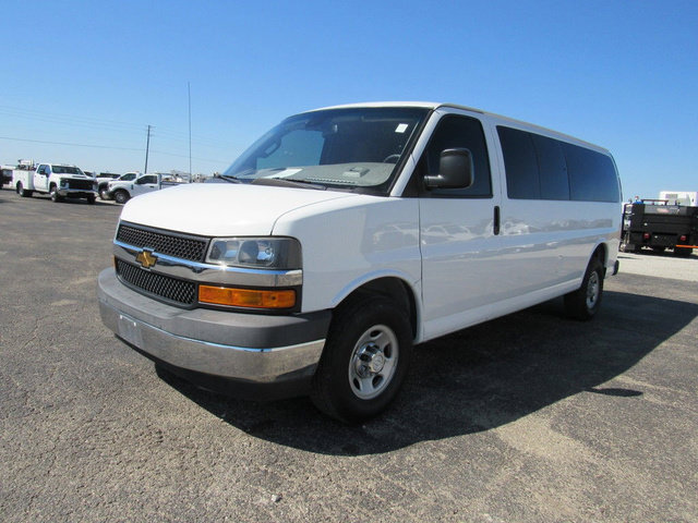 Used 2019 Chevrolet Express 3500 LT w/ LT Preferred Equipment Group RWD image 7