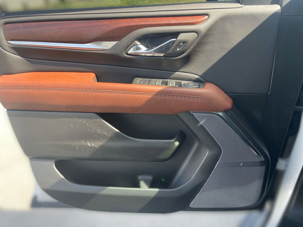 Used 2023 GMC Yukon Denali Ultimate image 26