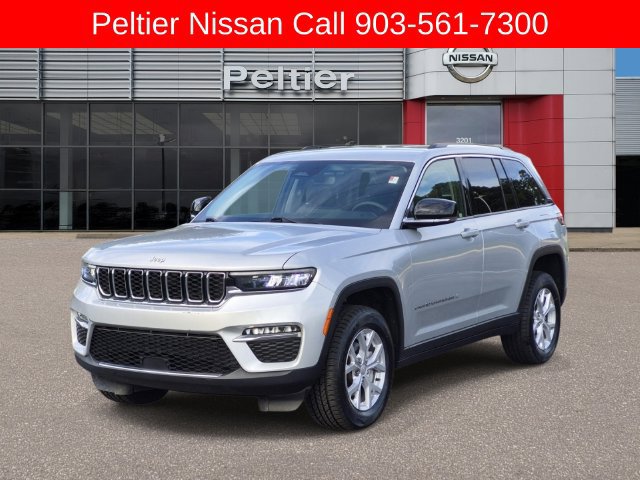 Used 2023 Jeep Grand Cherokee Limited RWD image 3
