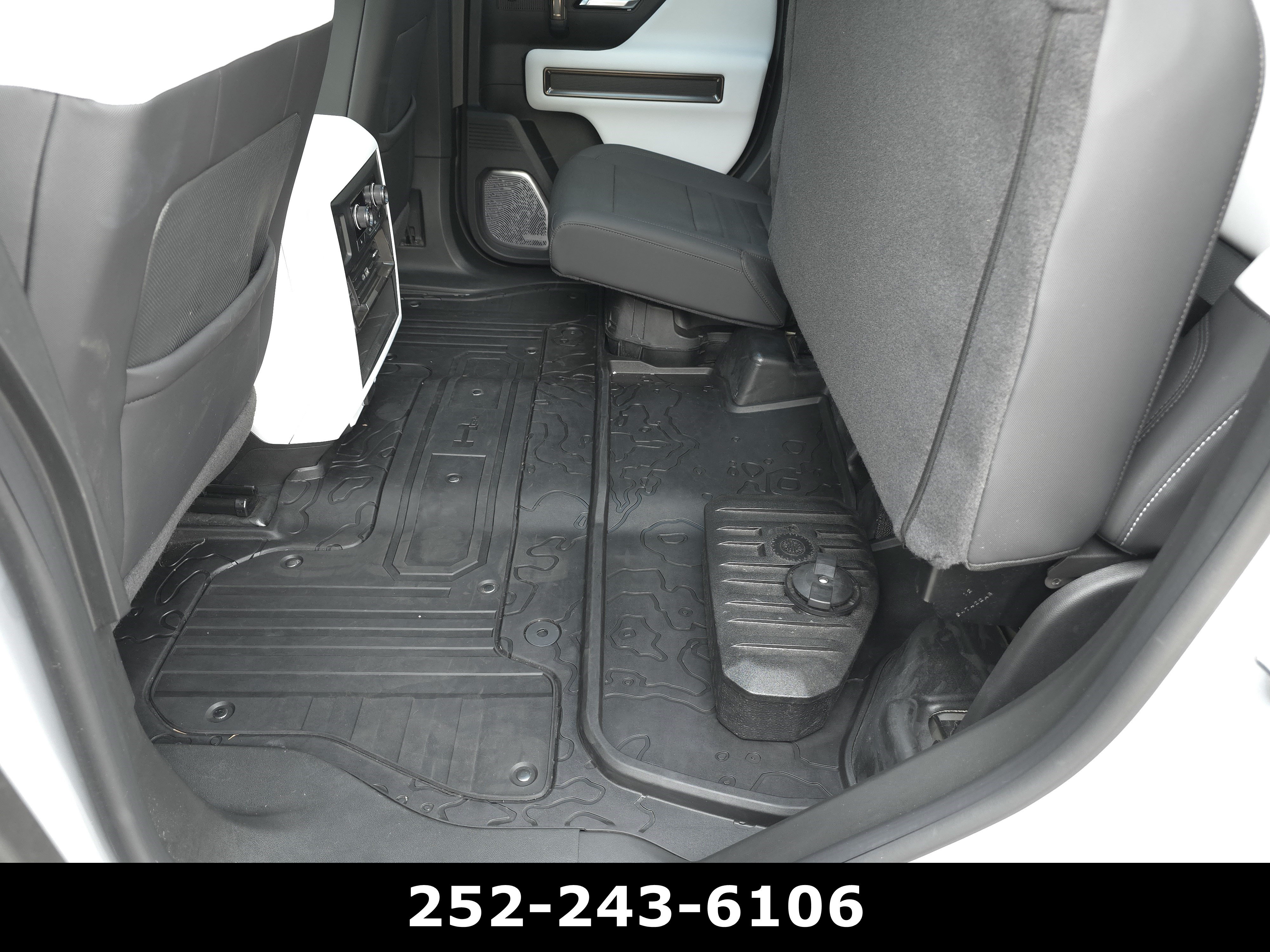 Used 2025 GMC Hummer EV 3X w/ Battery Pack, 24 Module Pack AWD/4WD image 38