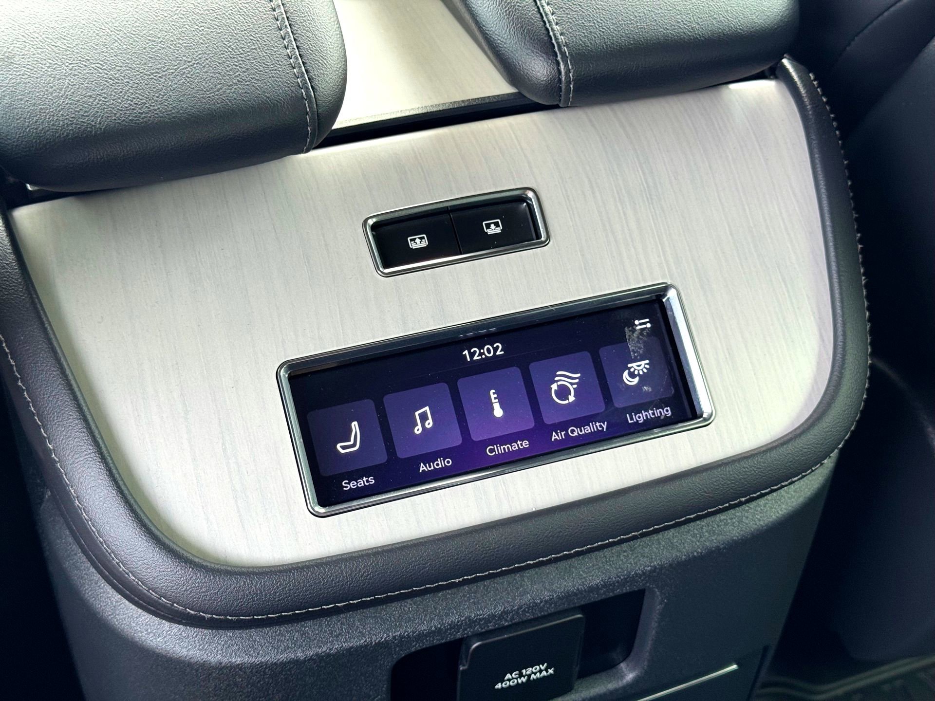 Used 2025 Lincoln Navigator Reserve w/ Jet Appearance Package image 28