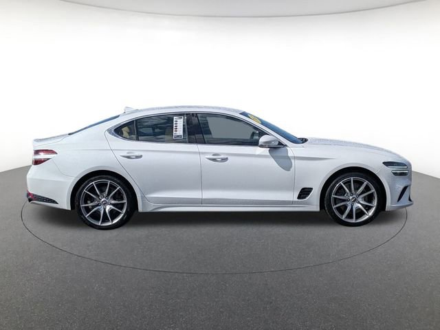 Used 2022 Genesis G70 3.3T image 2
