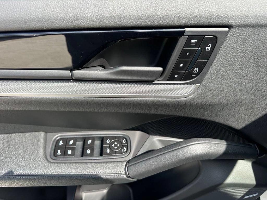 New 2026 Porsche Cayenne S AWD/4WD image 18