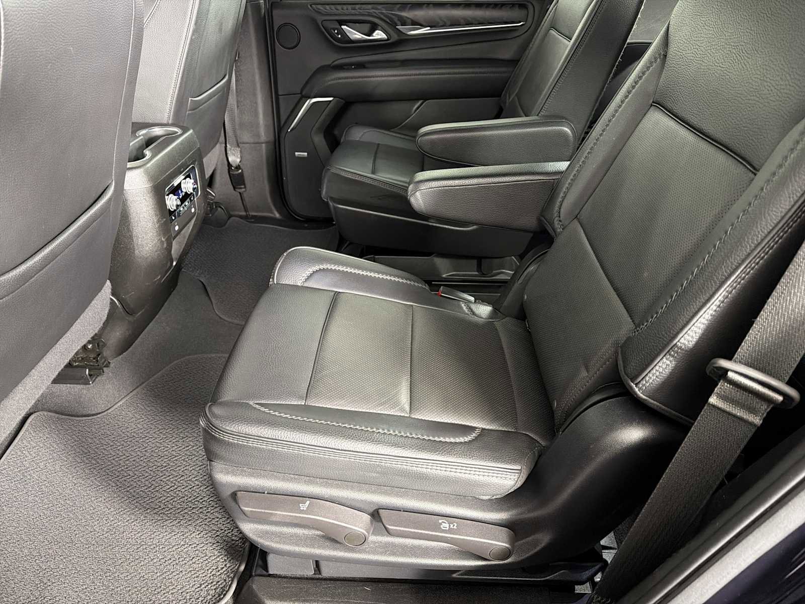 Certified 2023 GMC Yukon Denali image 40