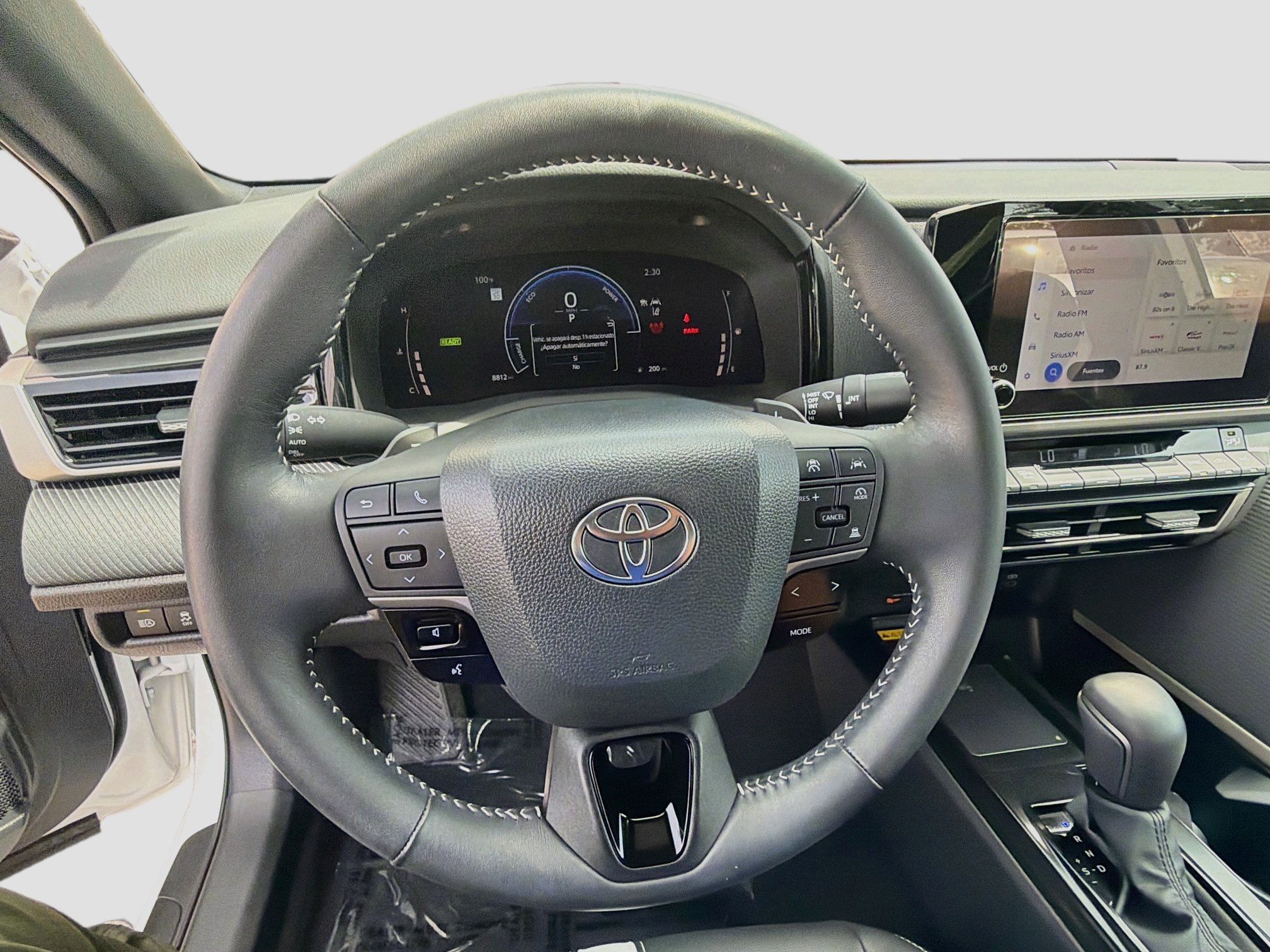 Used 2026 Toyota Camry SE FWD image 10