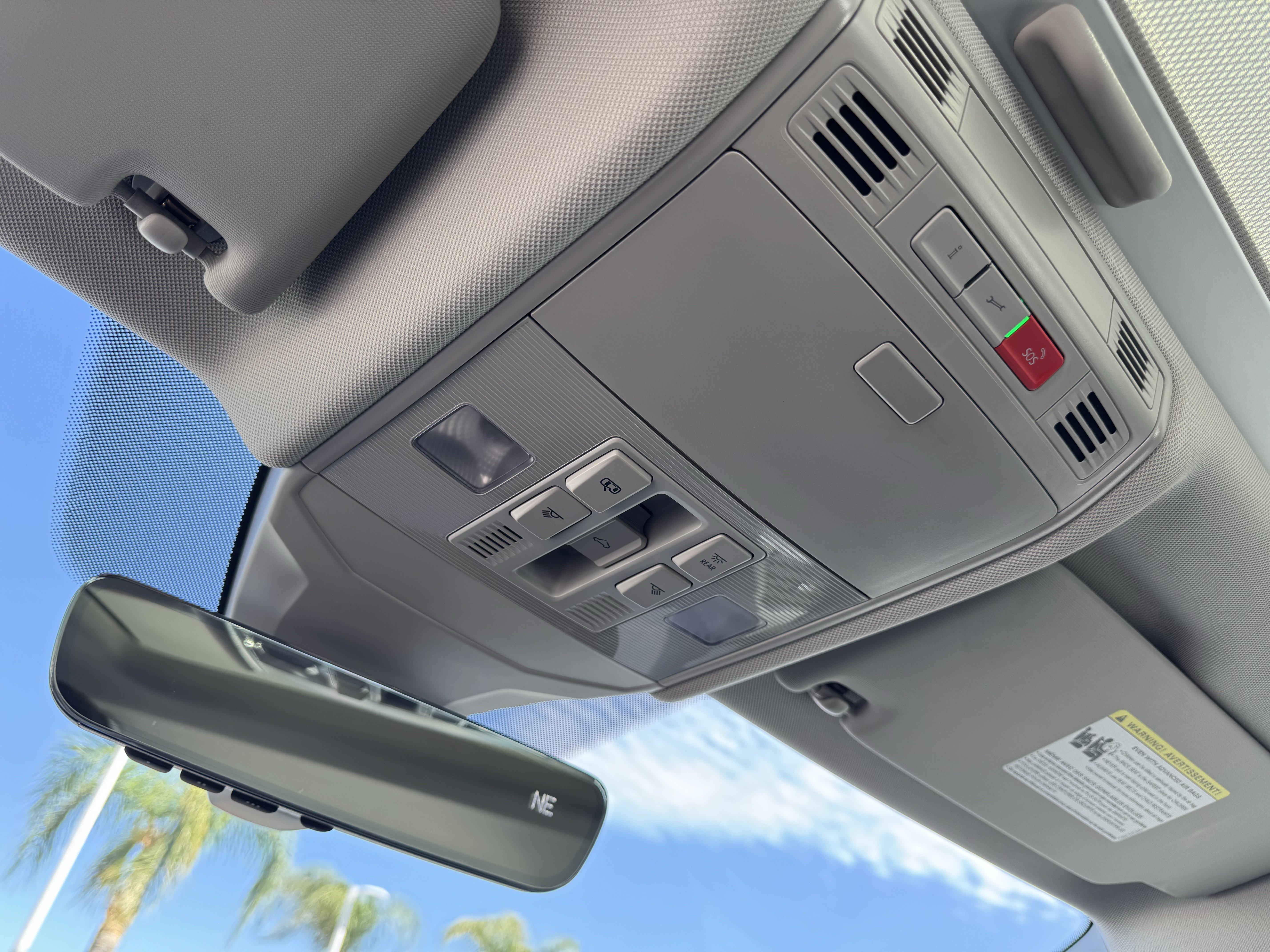 Certified 2024 Volkswagen Jetta SE FWD image 27