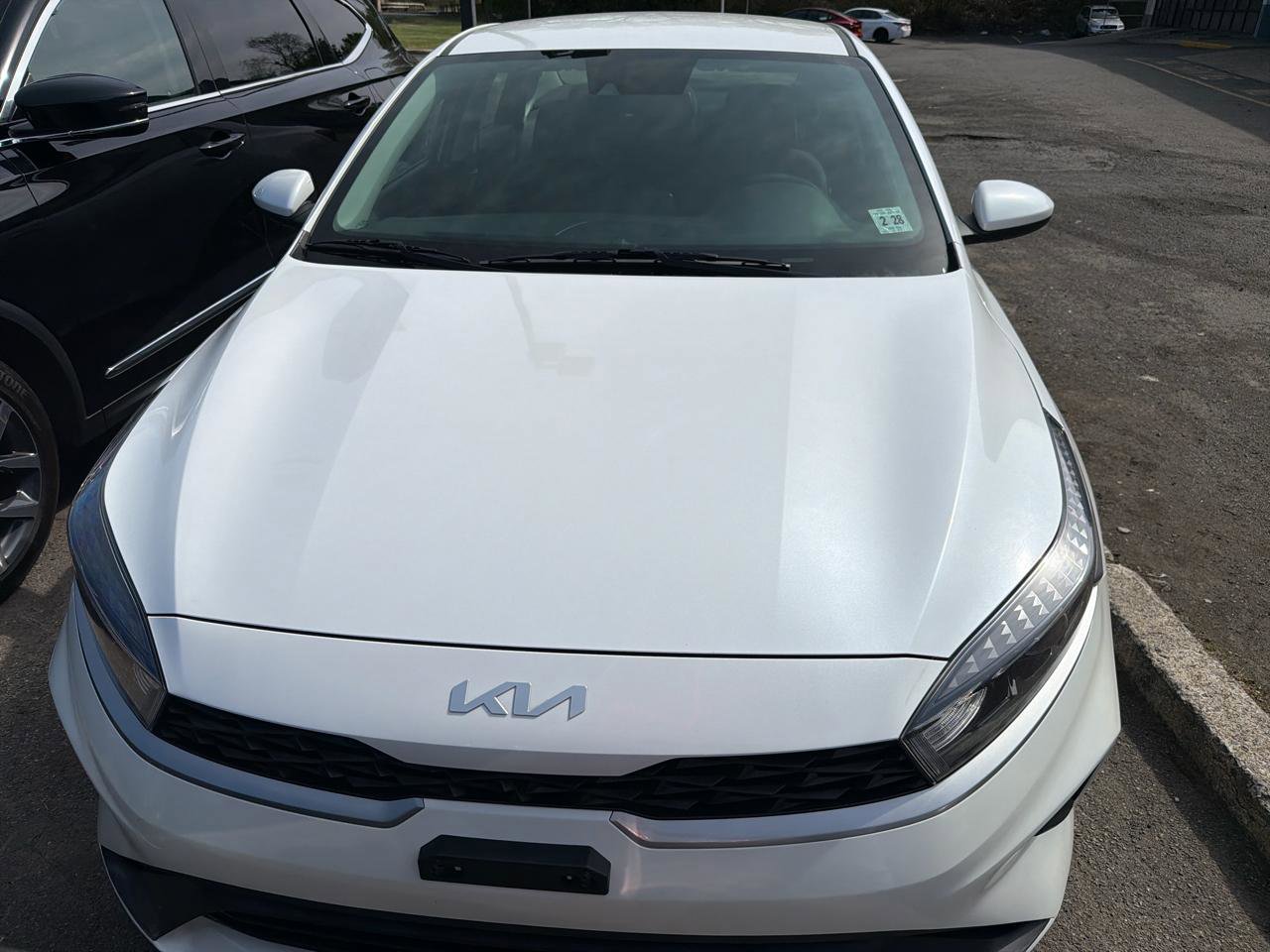 Used 2023 Kia Forte LXS FWD image 2