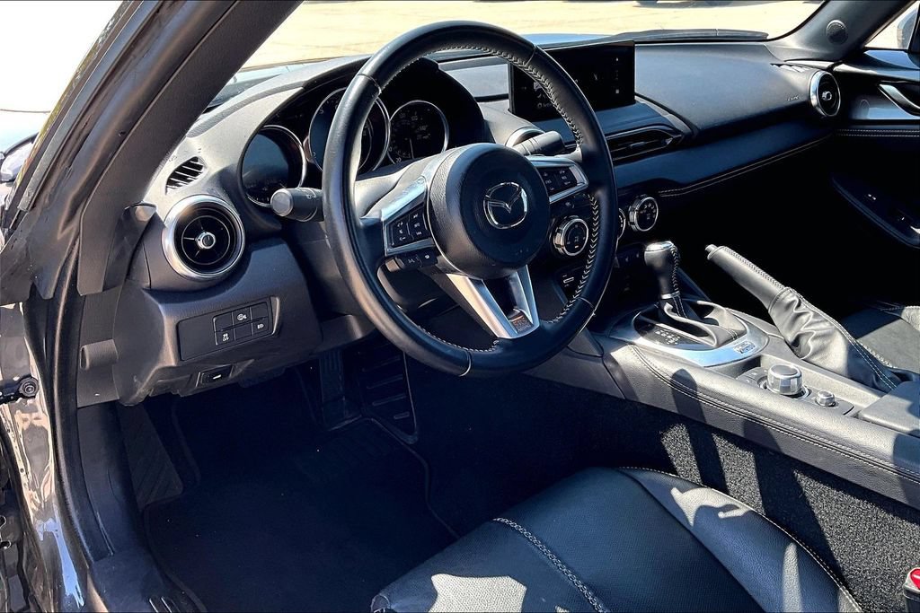 Used 2025 MAZDA MX-5 Miata RF Grand Touring RWD image 15
