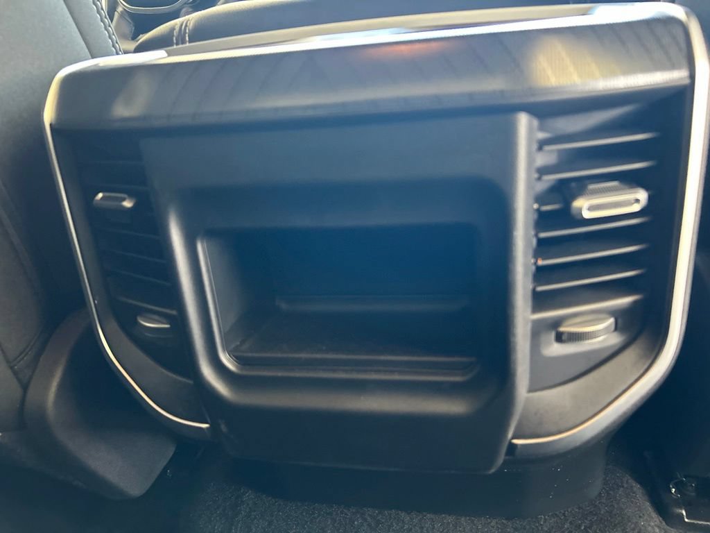 Used 2025 RAM 1500 Big Horn AWD/4WD image 31