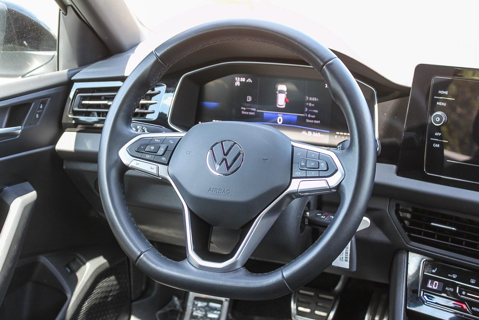 Used 2025 Volkswagen Jetta Sport FWD image 16