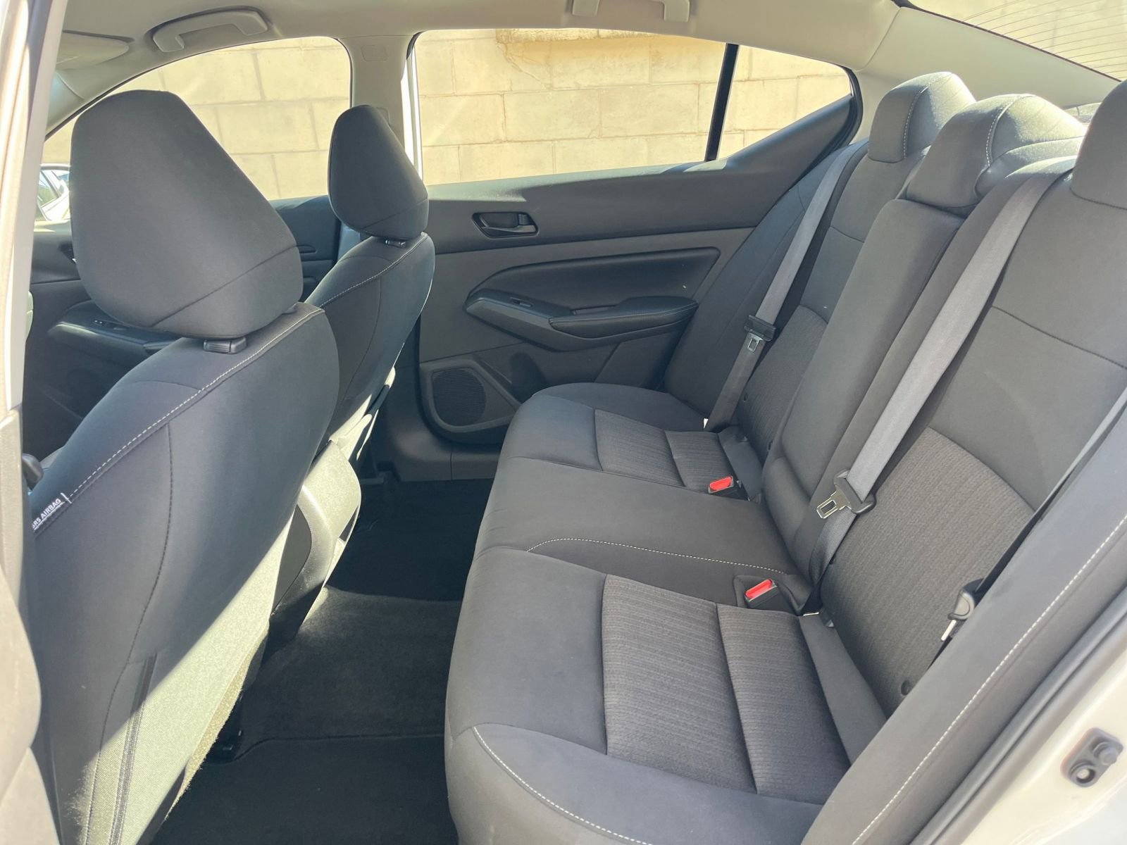 Used 2025 Nissan Altima 2.5 SV image 24