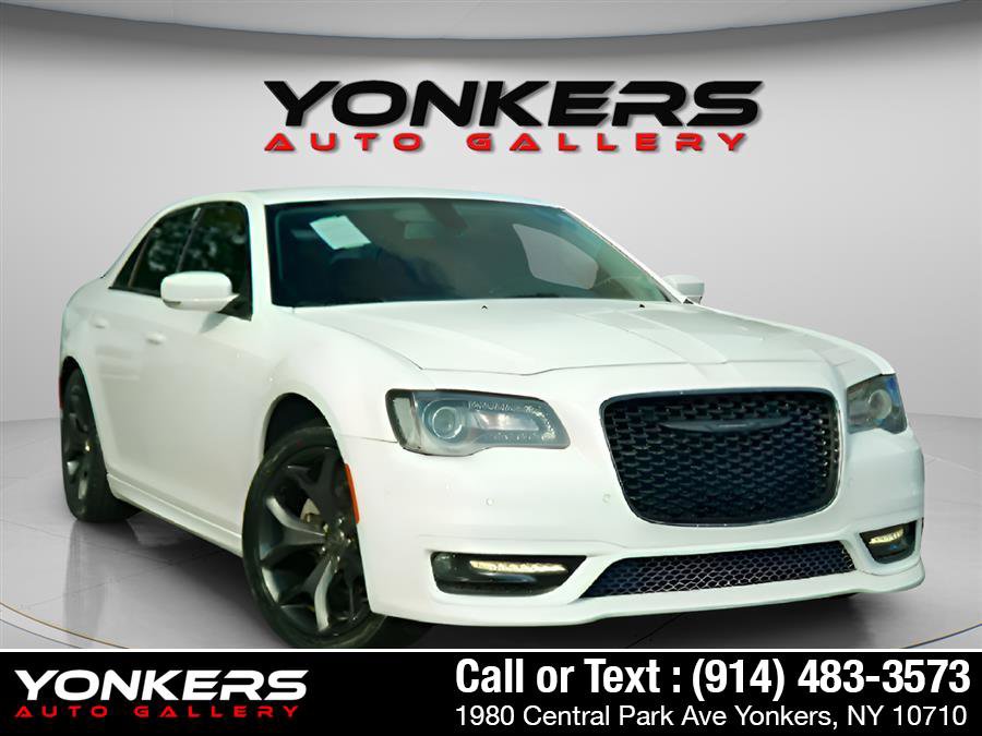Used 2021 Chrysler 300 Touring L image 13