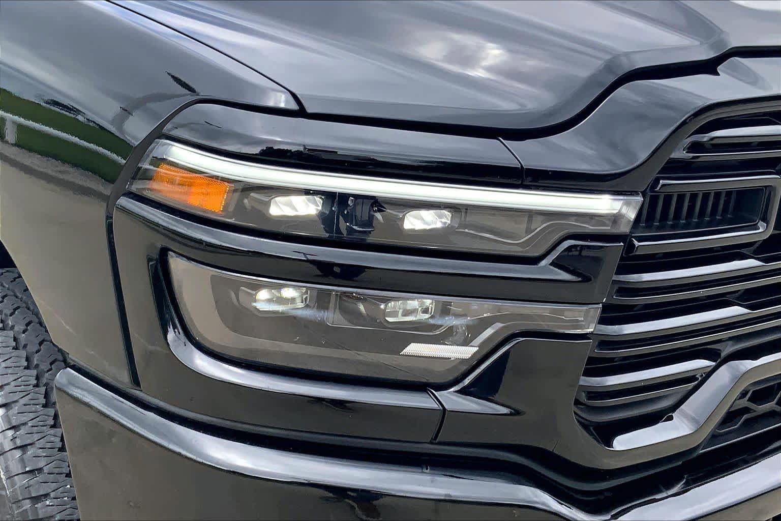 Used 2025 RAM 2500 Laramie w/ Night Edition image 27