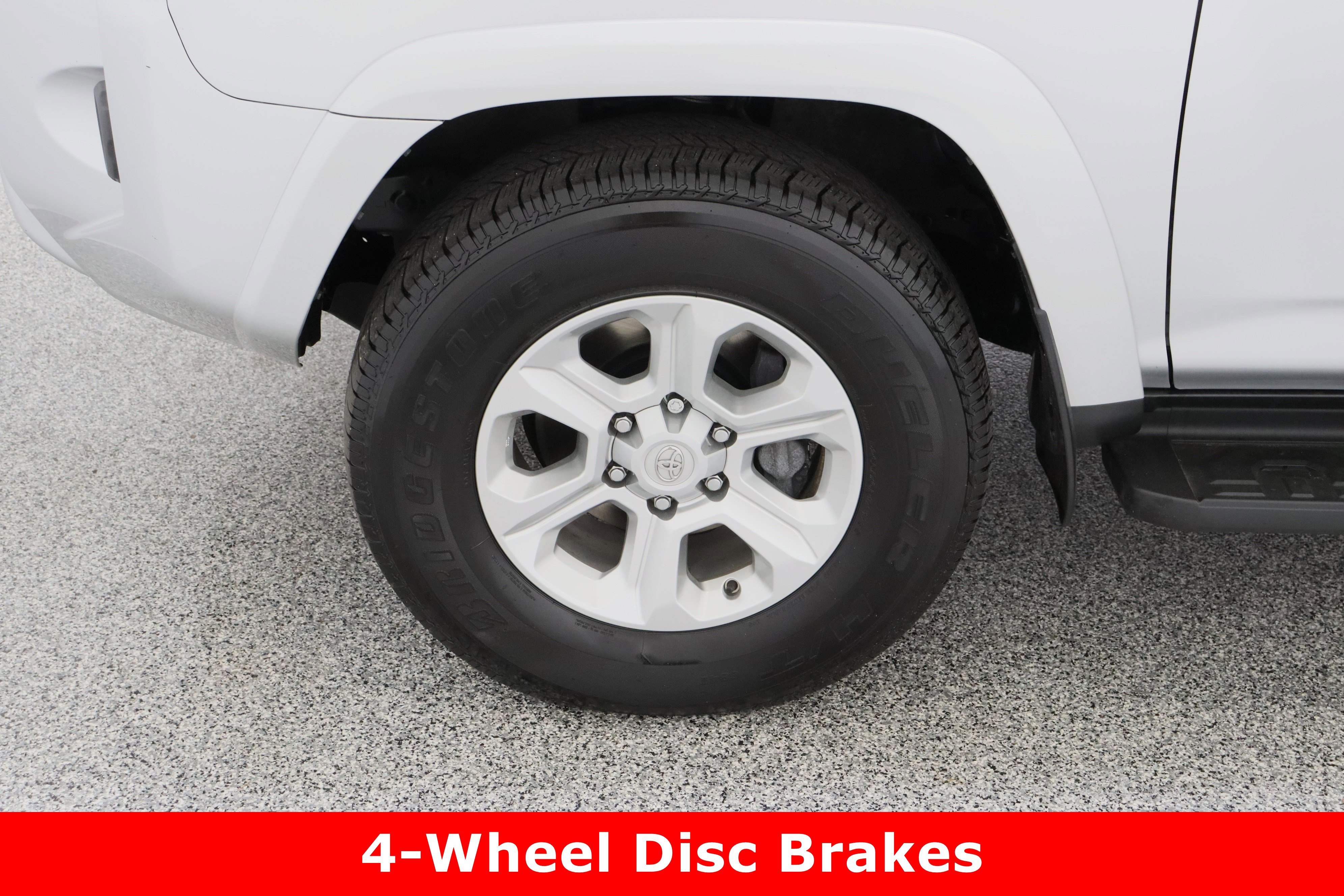 Certified 2024 Toyota 4Runner SR5 AWD/4WD image 11