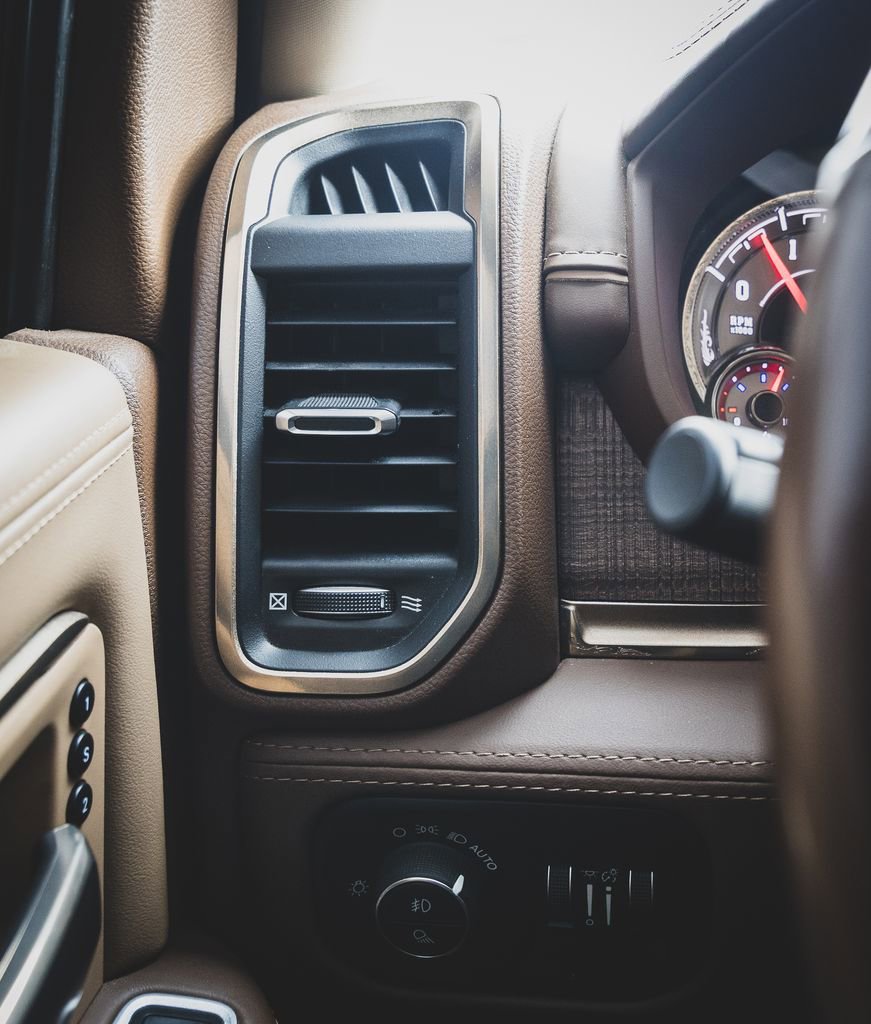 Used 2022 RAM 3500 Limited image 11