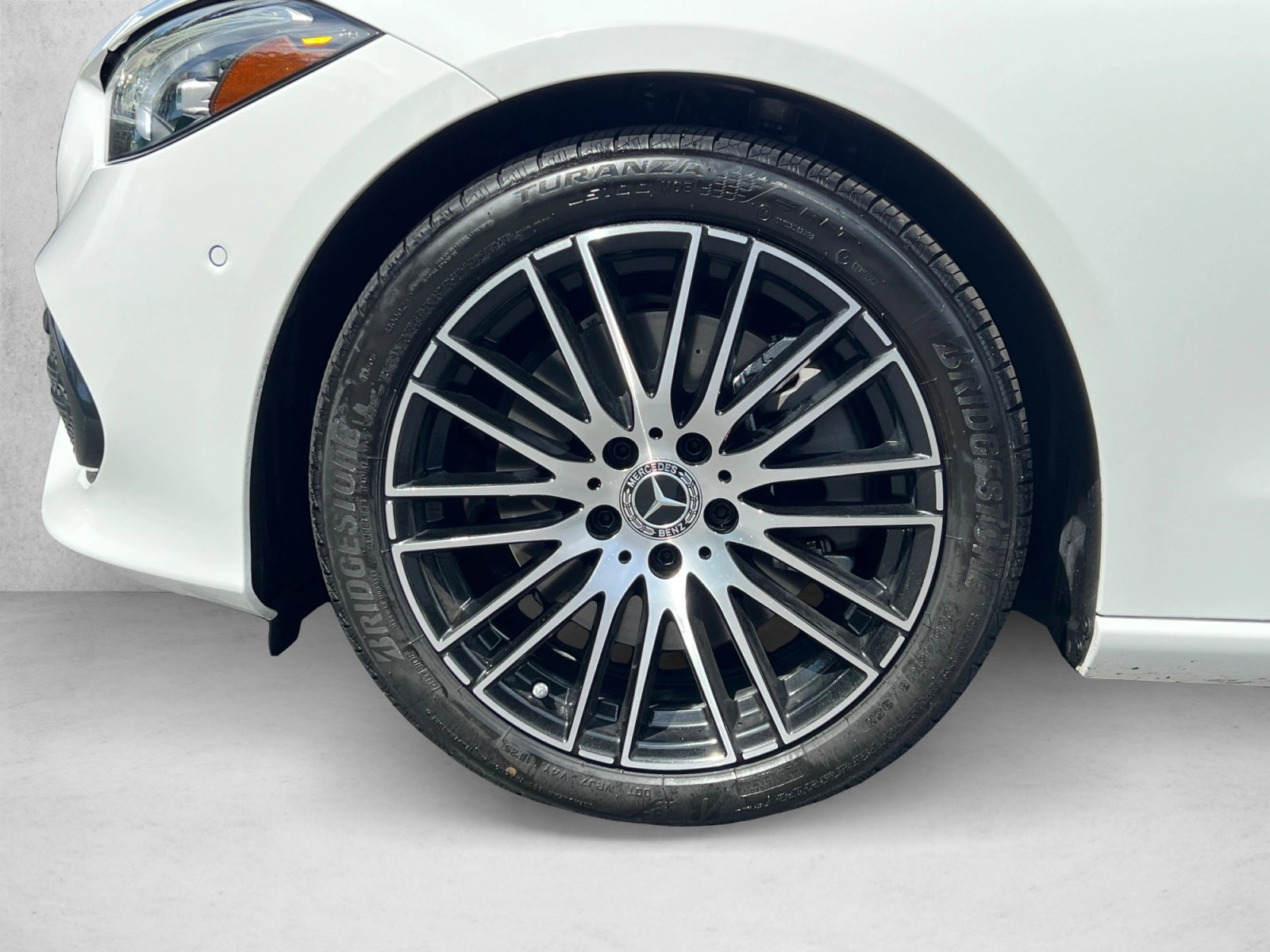 Certified 2026 Mercedes-Benz C 300 4MATIC Sedan image 9