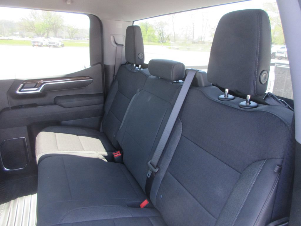 New 2026 GMC Sierra 1500 SLE w/ Max Trailering Package AWD/4WD image 14
