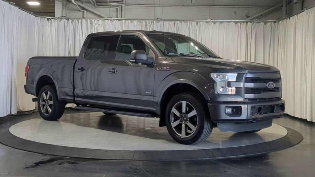 Used 2015 Ford F150 Lariat w/ Equipment Group 502A Luxury AWD/4WD image 3