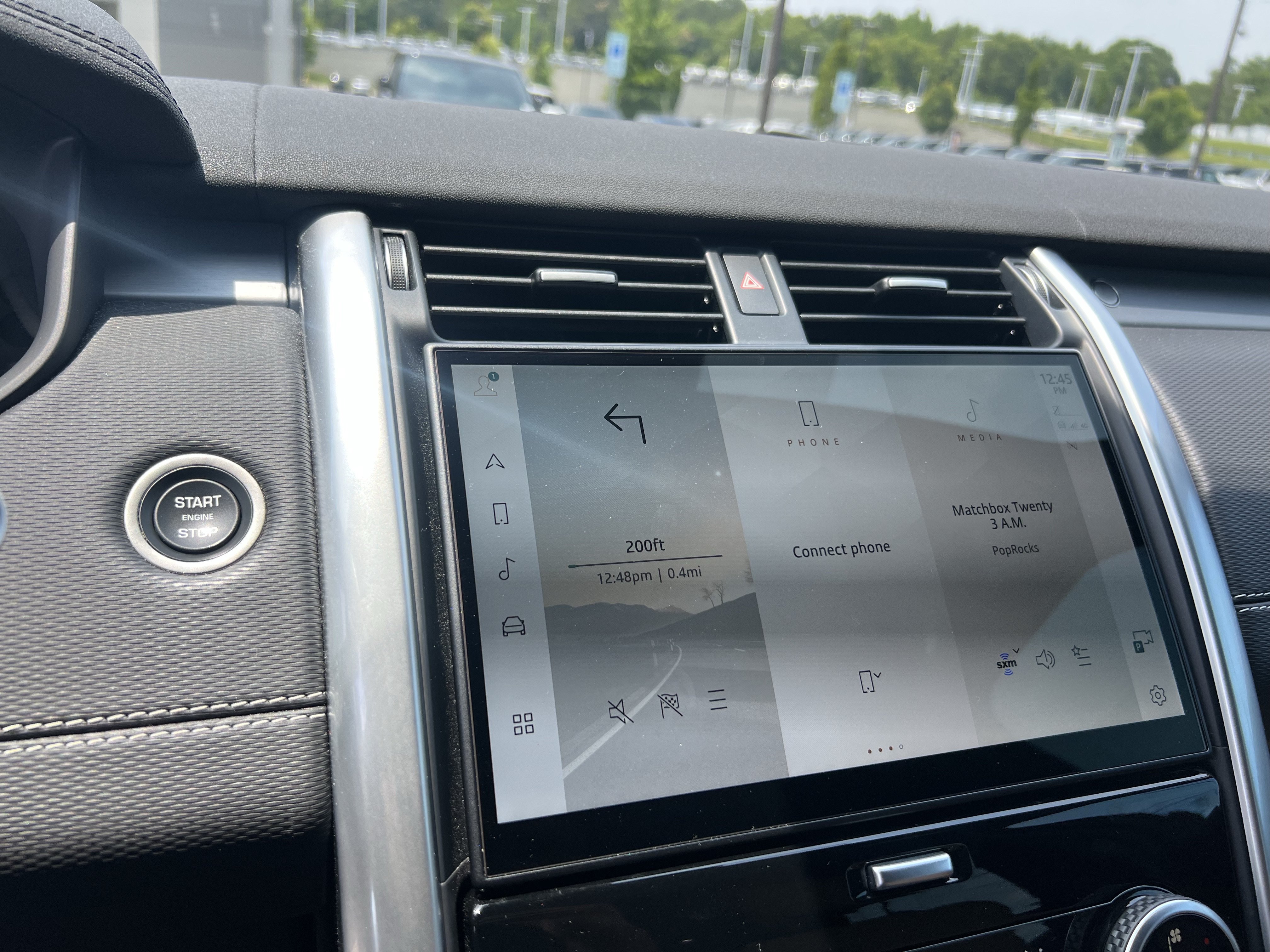 Certified 2025 Land Rover Discovery Dynamic SE AWD/4WD image 25