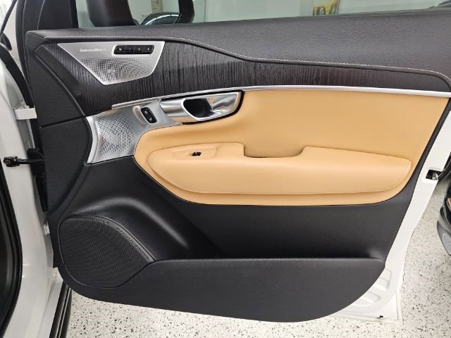 Used 2021 Volvo XC90 T8 Inscription w/ Protection Package Premier AWD/4WD image 26