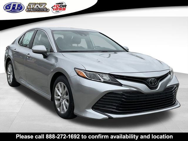 Used 2019 Toyota Camry LE FWD image 1