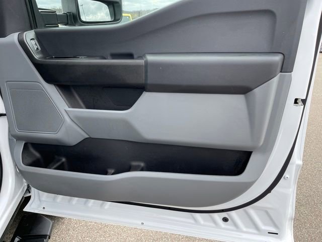 Used 2024 Ford F250 XL w/ Snow Plow Prep Package image 37