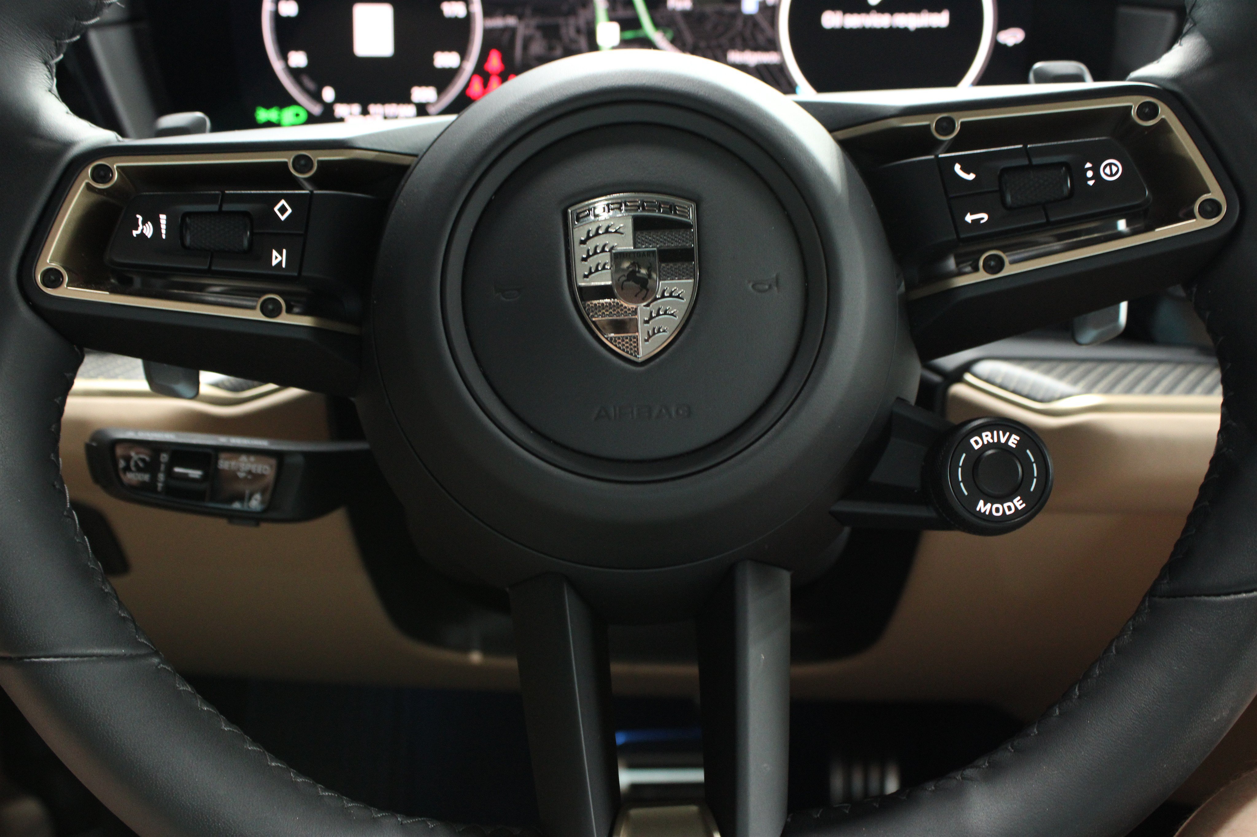 Used 2025 Porsche Cayenne Turbo AWD/4WD image 10