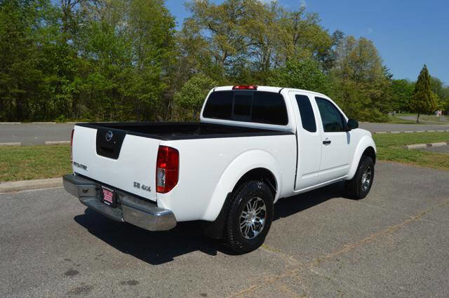 Used 2010 Nissan Frontier SE AWD/4WD image 48