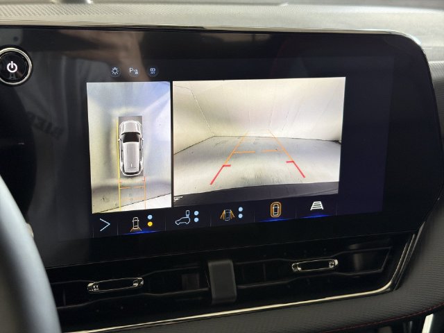 New 2027 Chevrolet Equinox RS w/ Safety and Technology Package FWD image 31