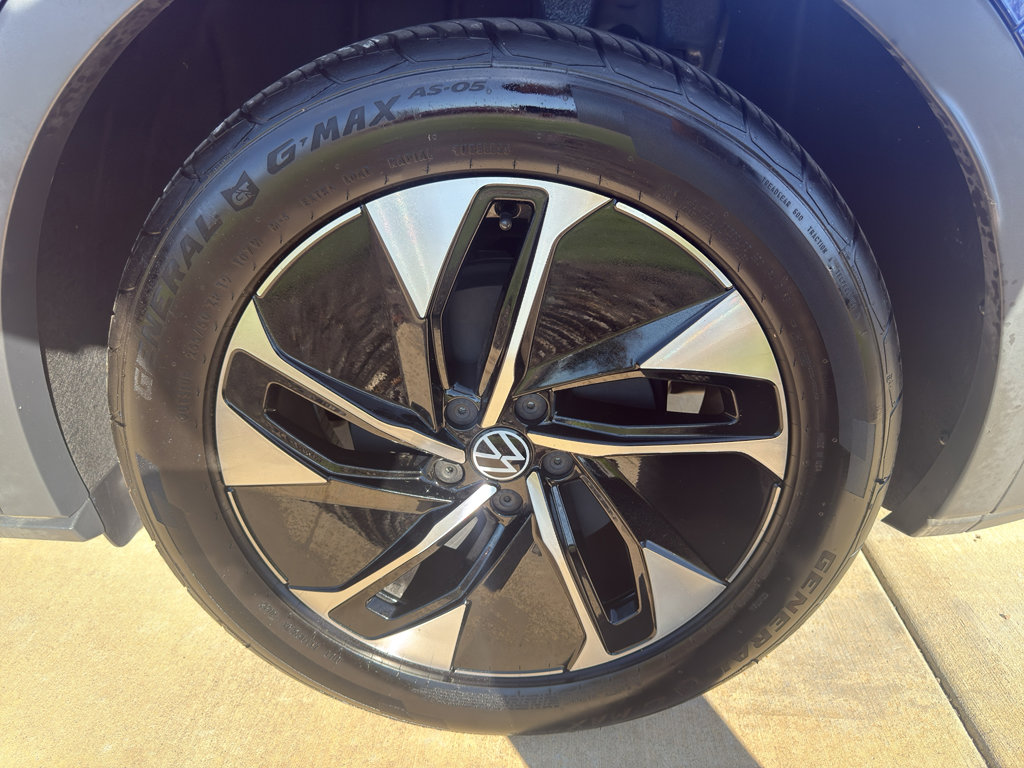 Used 2021 Volkswagen ID.4 Pro S w/ ID.4 Protection Package image 16