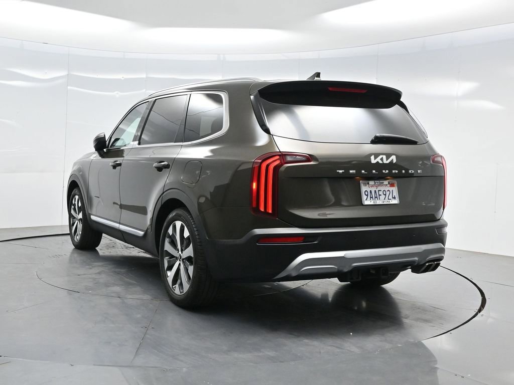 Used 2022 Kia Telluride EX w/ EX Premium Package FWD image 6