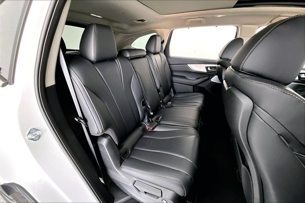 Certified 2026 Acura MDX FWD w/ Technology Package image 34