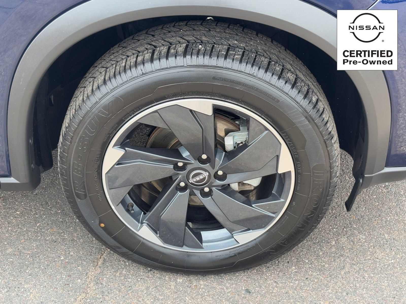 Certified 2025 Nissan Rogue SV image 8