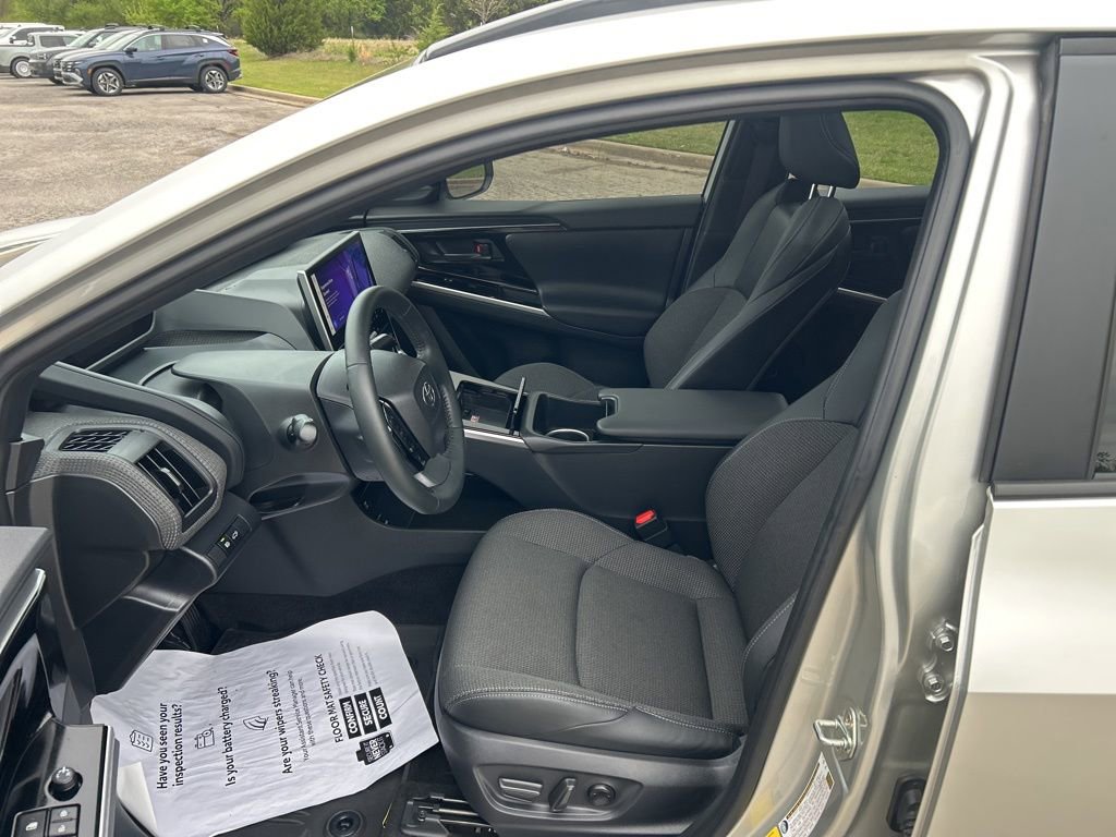 Used 2024 Toyota bZ4X XLE w/ Weather Package image 11